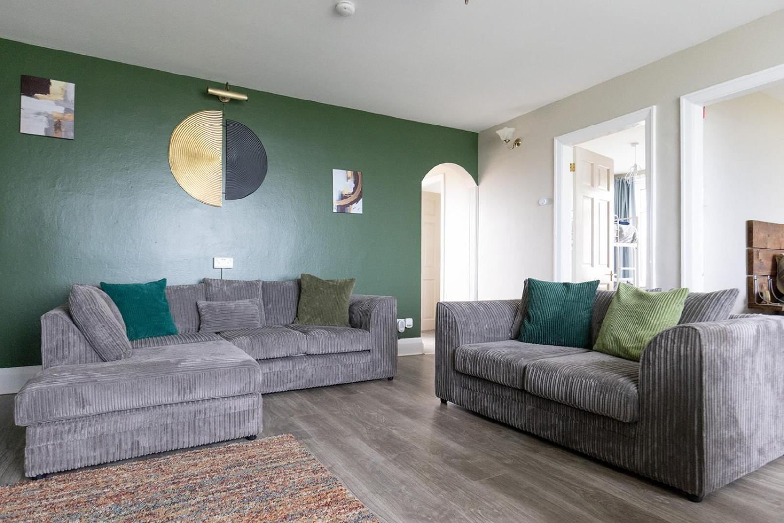 Beachfront Apartment - Ground Floor Apartment With Sea Views, Next To The Beach, Bridlington, North Yorkshire Bessingby Екстер'єр фото